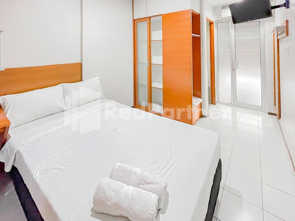 Sang Surya Guesthouse Syariah Near Rs Hasan Sadikin Mitra Reddoorz Bandung Exteriör bild